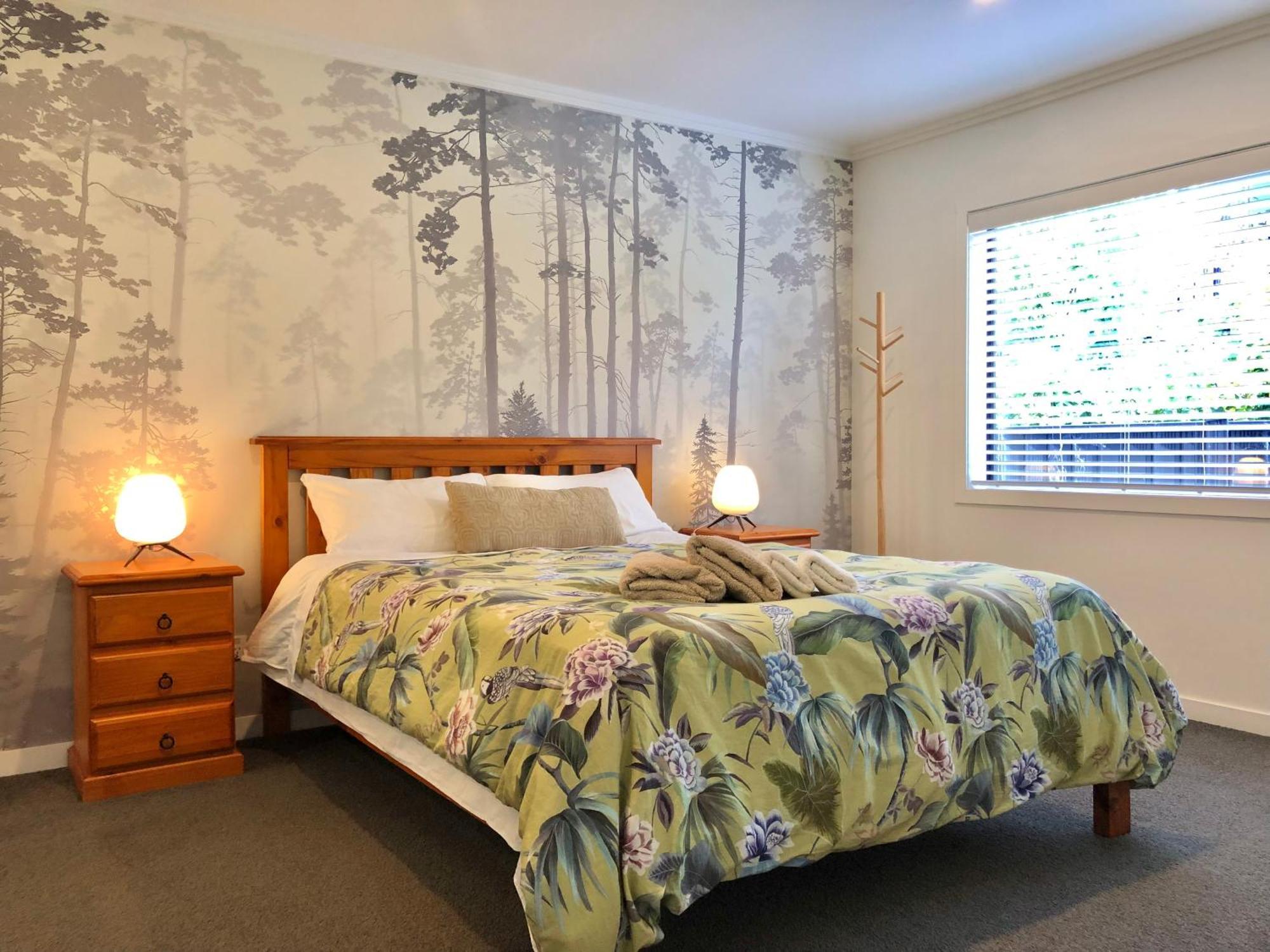Fashion,Bright And Spacious,Superior Location Hamilton Exterior photo